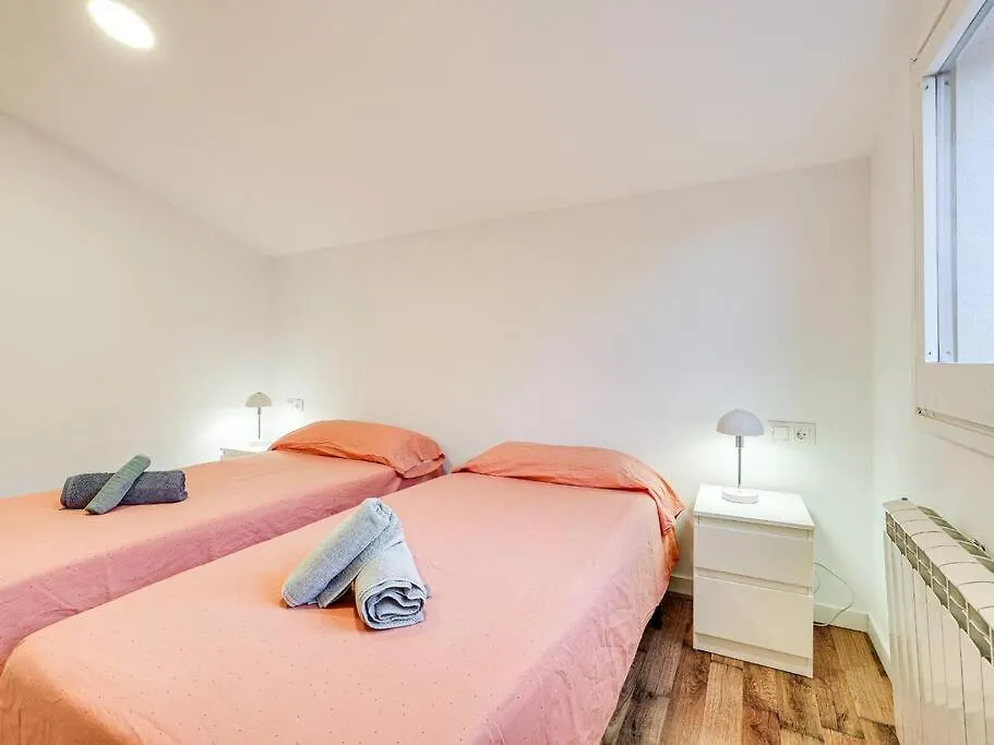 Villa Camelia: 12-Person Gran Villa with Pool and Kids' Treehouse Vidreres