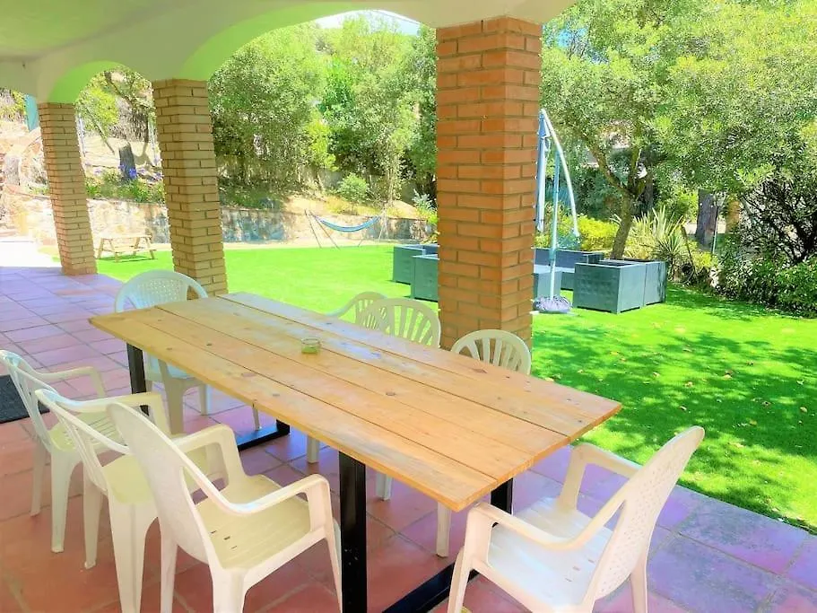 Villa Camelia: 12-Person Gran Villa with Pool and Kids' Treehouse Vidreres
