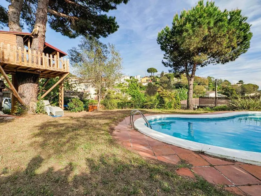 Villa Camelia: 12-Person Gran Villa with Pool and Kids' Treehouse Vidreres Spain