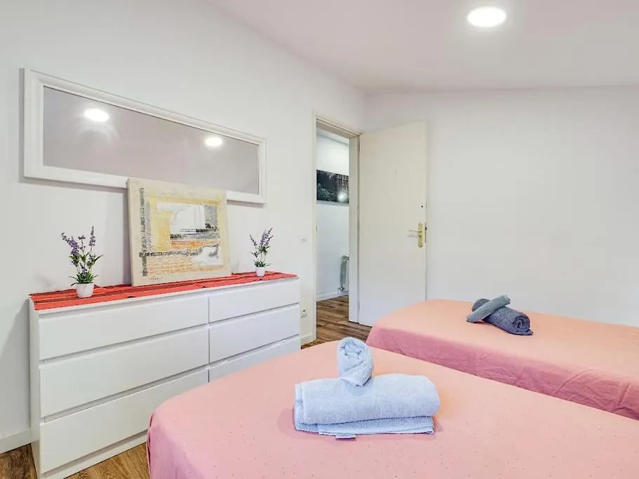 Villa Camelia: 12-Person Gran Villa with Pool and Kids' Treehouse Vidreres